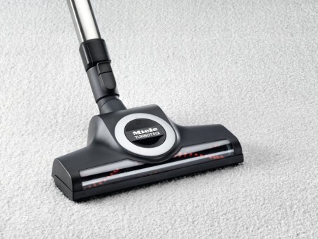 Пылесос Miele Boost CX1 Parquet PowerLine SNCF0 белый лотос